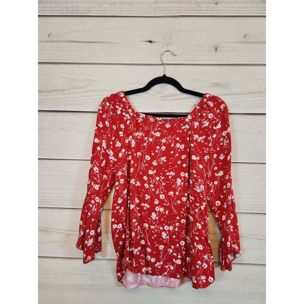 Liz Claiborne Women's Red White Floral Bell Sleeve Square Neck Blouse Size Small - Picture 2 of 5